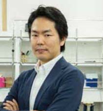 Lecturer Nobuhiko Hosono